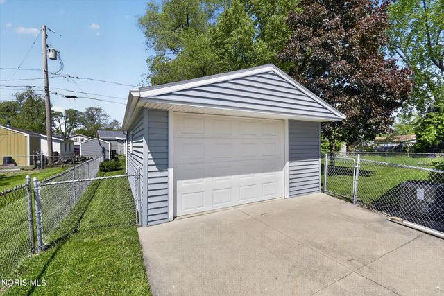 1253 Holgate Avenue, Maumee, OH 43537