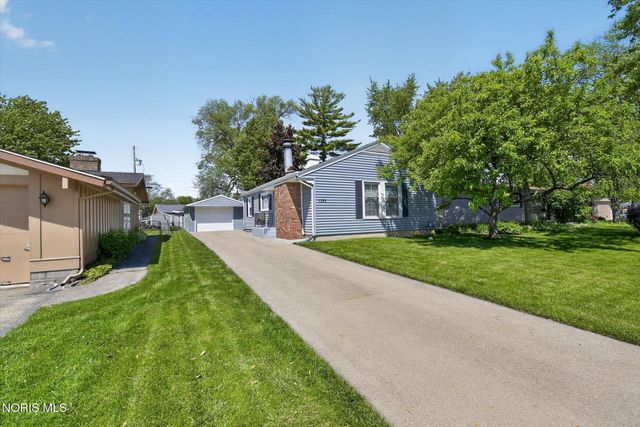 1253 Holgate Avenue, Maumee, OH 43537