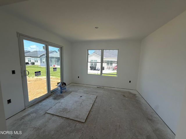 5037 Easton Drive, Oregon, OH 43616