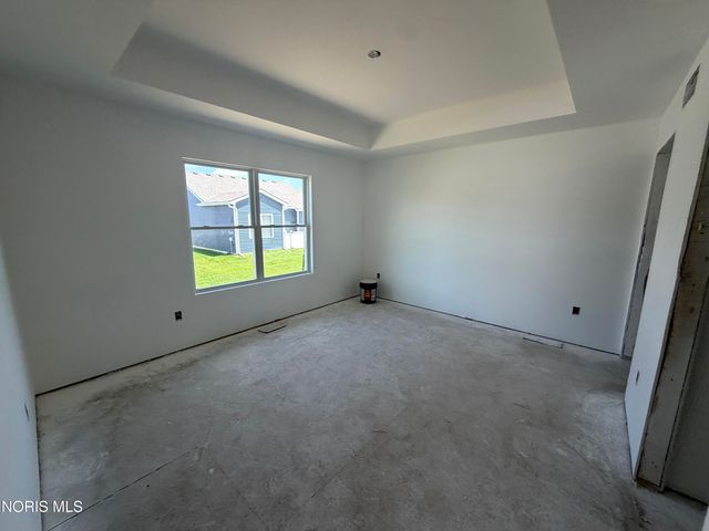 5037 Easton Drive, Oregon, OH 43616