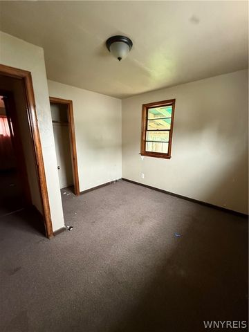 228 71st Street, Niagara Falls, NY 14304