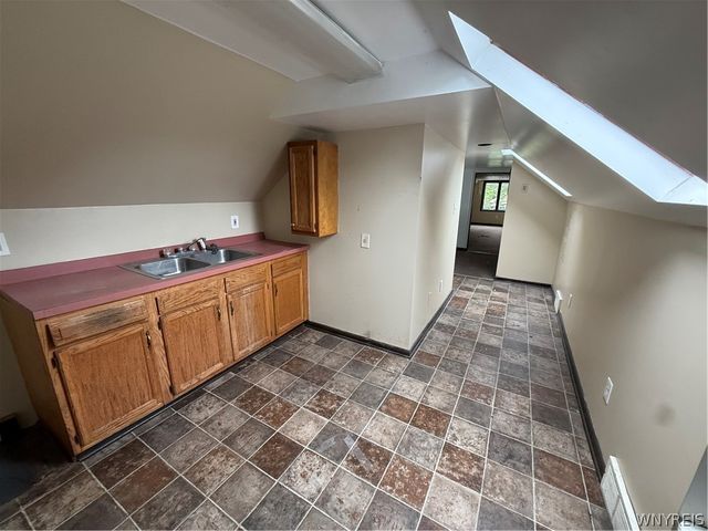 228 71st Street, Niagara Falls, NY 14304