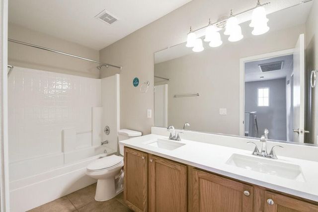 3915 W Buckskin Trail, Phoenix, AZ 85083