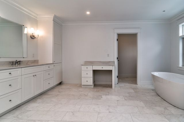 93 Walpole Street, Dover, MA 02030