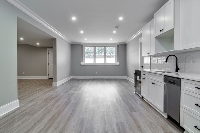 93 Walpole Street, Dover, MA 02030