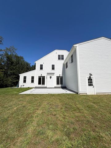 93 Walpole Street, Dover, MA 02030
