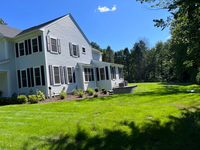 93 Walpole Street, Dover, MA 02030