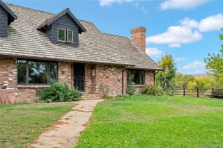 8935 W Bear Creek Drive, Lakewood, CO 80227