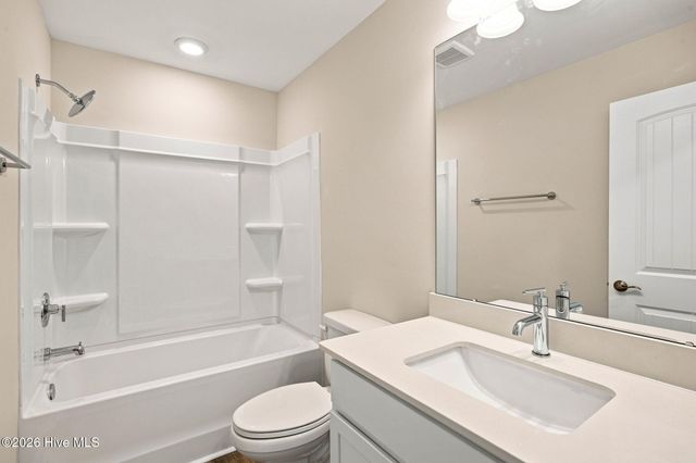 5012 Freshbrook Way 110, Leland, NC 28451