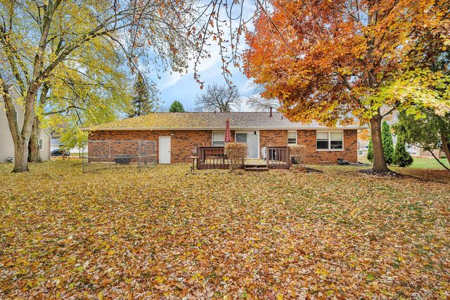 223 Pleasure Drive, Yorkville, IL 60560