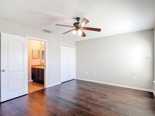 13221 WATERFORD CASTLE DRIVE, Dade City, FL 33525