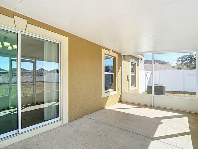 13221 WATERFORD CASTLE DRIVE, Dade City, FL 33525