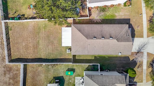 13221 WATERFORD CASTLE DRIVE, Dade City, FL 33525