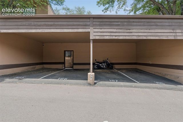 862 Pebblewood Drive, Colorado Springs, CO 80919