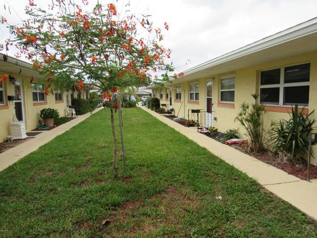 209 Cleveland Avenue 4, Cocoa Beach, FL 32931
