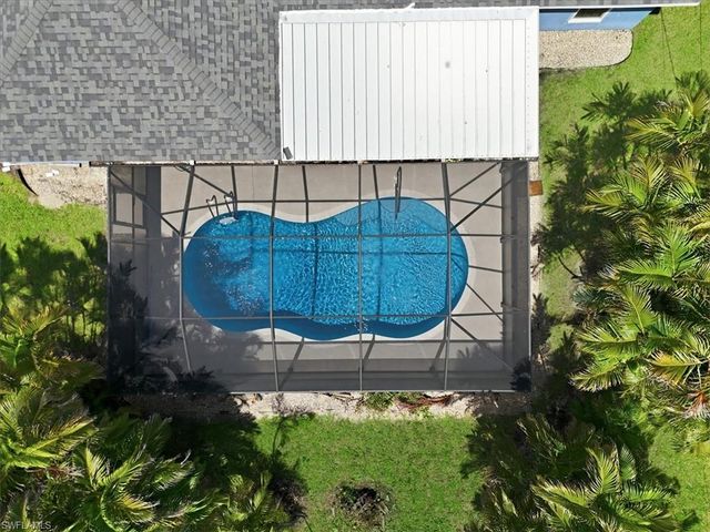 801 SW 11th PL, Cape Coral, FL 33991