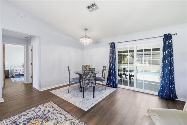 801 SW 11th PL, Cape Coral, FL 33991