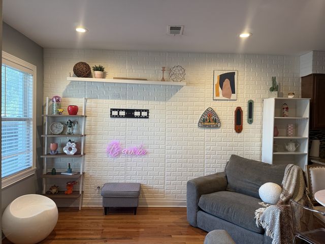 4610 S Marshfield Avenue, Chicago, IL 60609