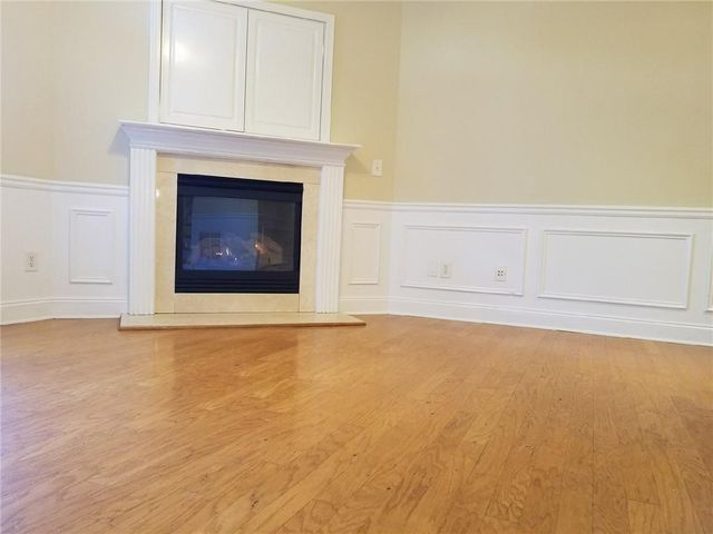 201 16th NW Street NW 2, Atlanta, GA 30363