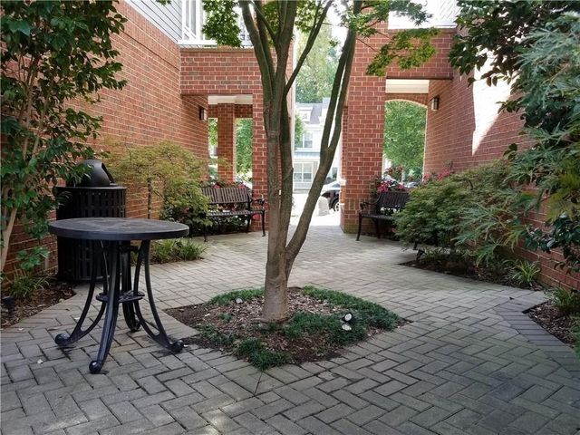 201 16th NW Street NW 2, Atlanta, GA 30363