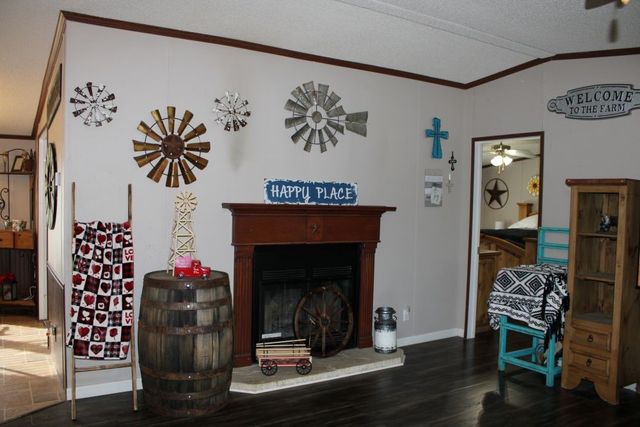 10780 County Road 3707, Wills Point, TX 75169