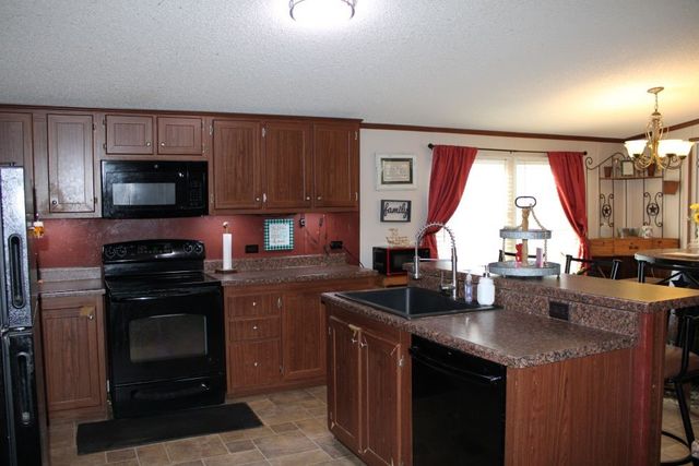 10780 County Road 3707, Wills Point, TX 75169