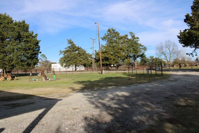 10780 County Road 3707, Wills Point, TX 75169