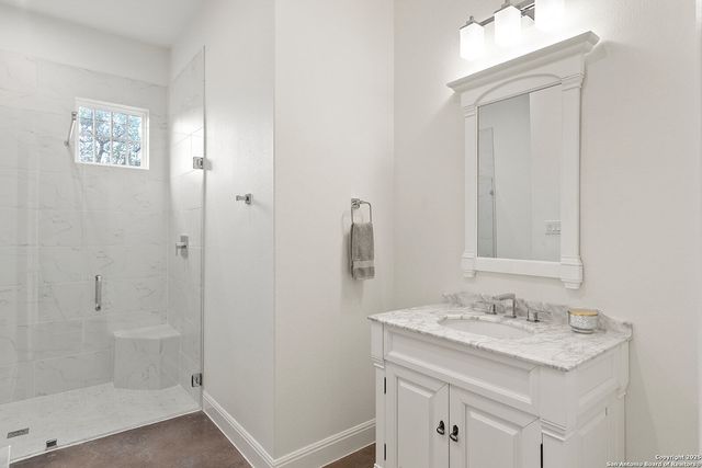 1228 PALADIN TRL, Spring Branch, TX 78070