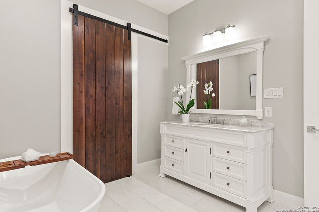 1228 PALADIN TRL, Spring Branch, TX 78070