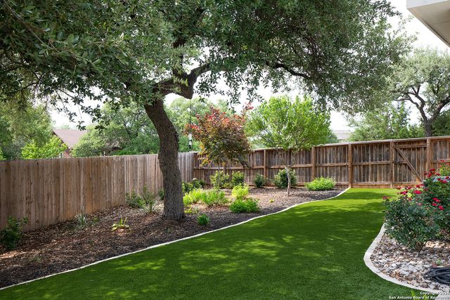 1228 PALADIN TRL, Spring Branch, TX 78070