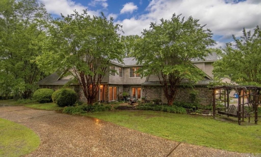 716 Hilltop Rd, Alexander, AR 72002