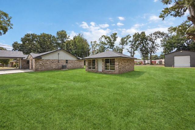 23460 Smith Road, Porter, TX 77365