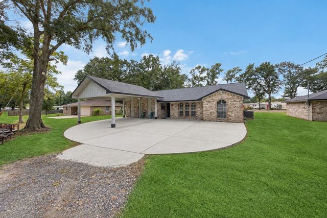 23460 Smith Road, Porter, TX 77365