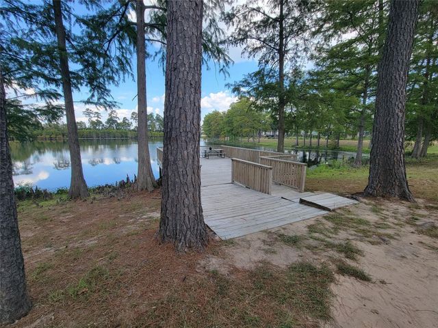 613 Royal Arch Drive, Conroe, TX 77304