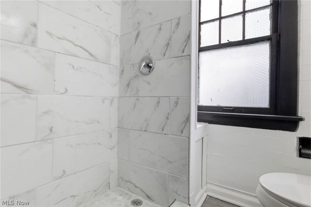 11816 Buckingham Avenue, Cleveland, OH 44120