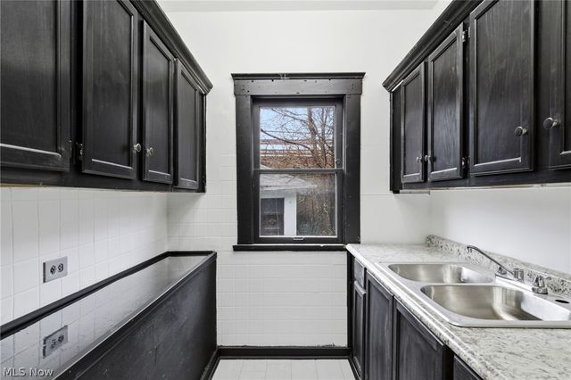 11816 Buckingham Avenue, Cleveland, OH 44120