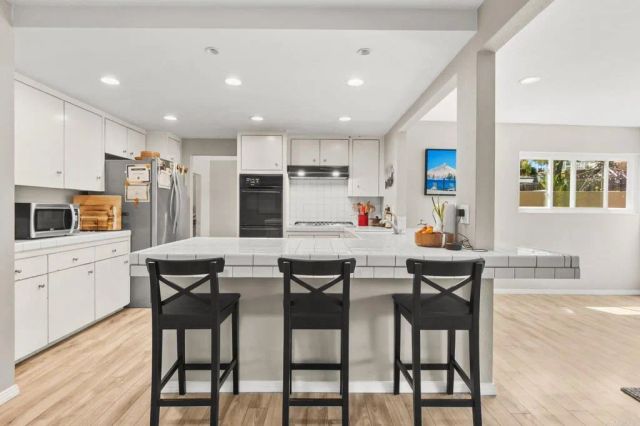 2007 S Juniper Street, Escondido, CA 92025