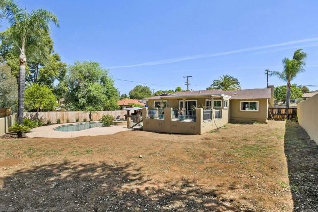 2007 S Juniper Street, Escondido, CA 92025