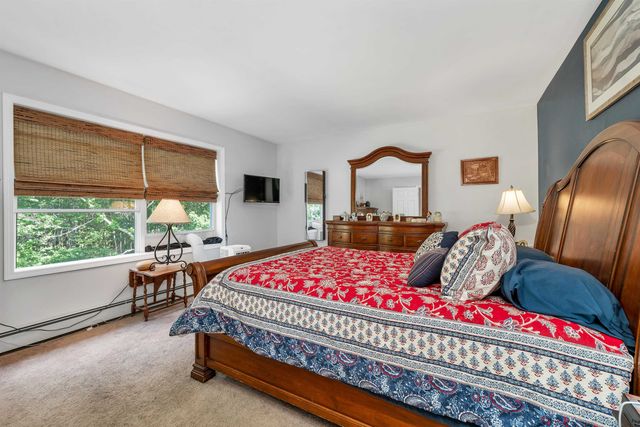 270 Lockes Hill Road, Epsom, NH 03234