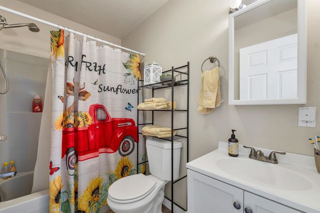 270 Lockes Hill Road, Epsom, NH 03234