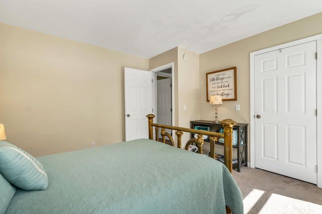270 Lockes Hill Road, Epsom, NH 03234