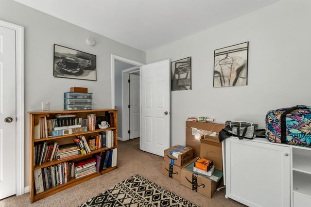 270 Lockes Hill Road, Epsom, NH 03234