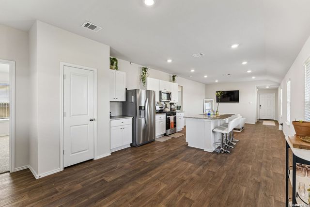 5024 Duck Hook, San Antonio, TX 78261