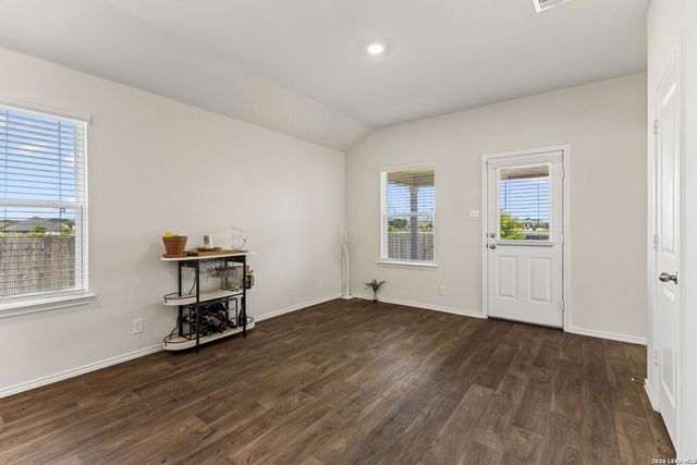 5024 Duck Hook, San Antonio, TX 78261