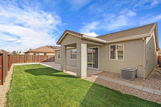 691 Lippi St, Galt, CA 95632