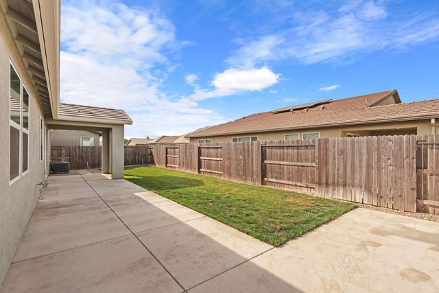 691 Lippi St, Galt, CA 95632