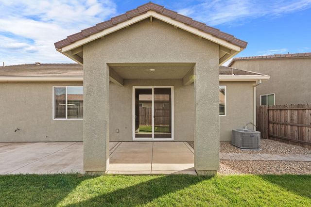 691 Lippi St, Galt, CA 95632