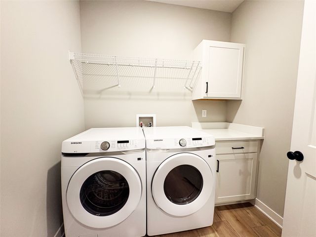 105 NW Ashley Court, Waukee, IA 50263