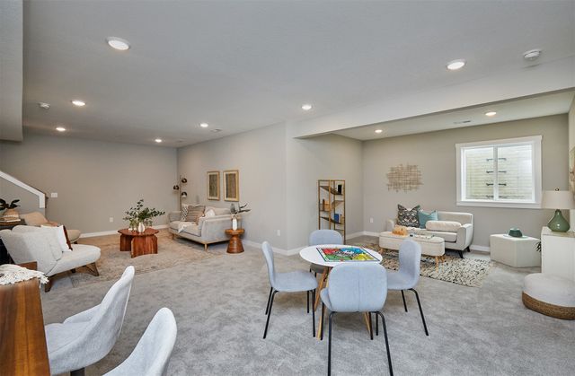 105 NW Ashley Court, Waukee, IA 50263