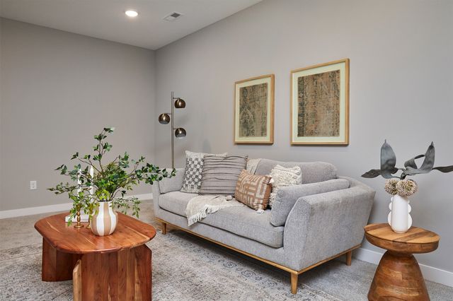 105 NW Ashley Court, Waukee, IA 50263